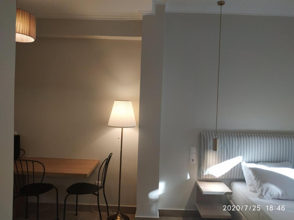 Lilly Apartments เอเธนส์ ภายนอก รูปภาพ