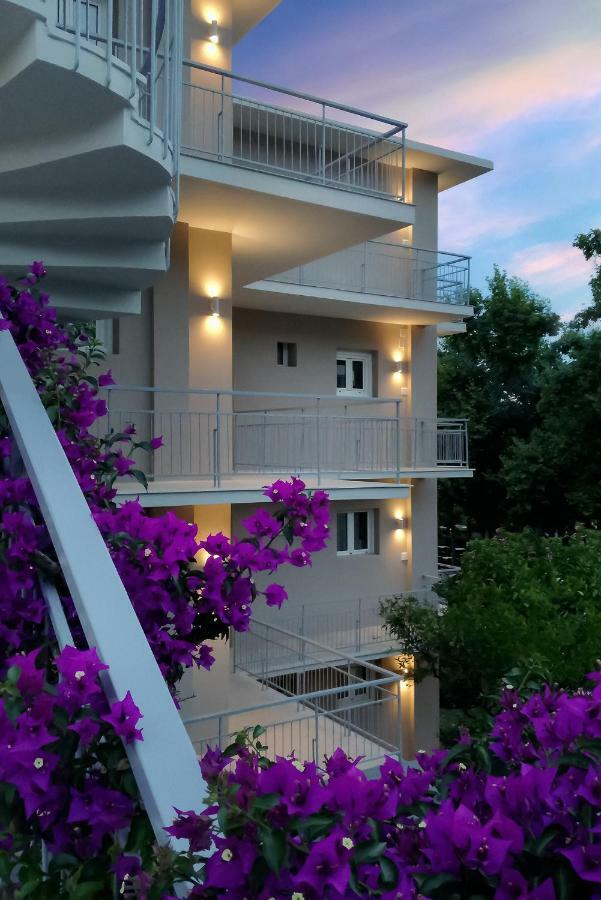 Lilly Apartments เอเธนส์ ภายนอก รูปภาพ